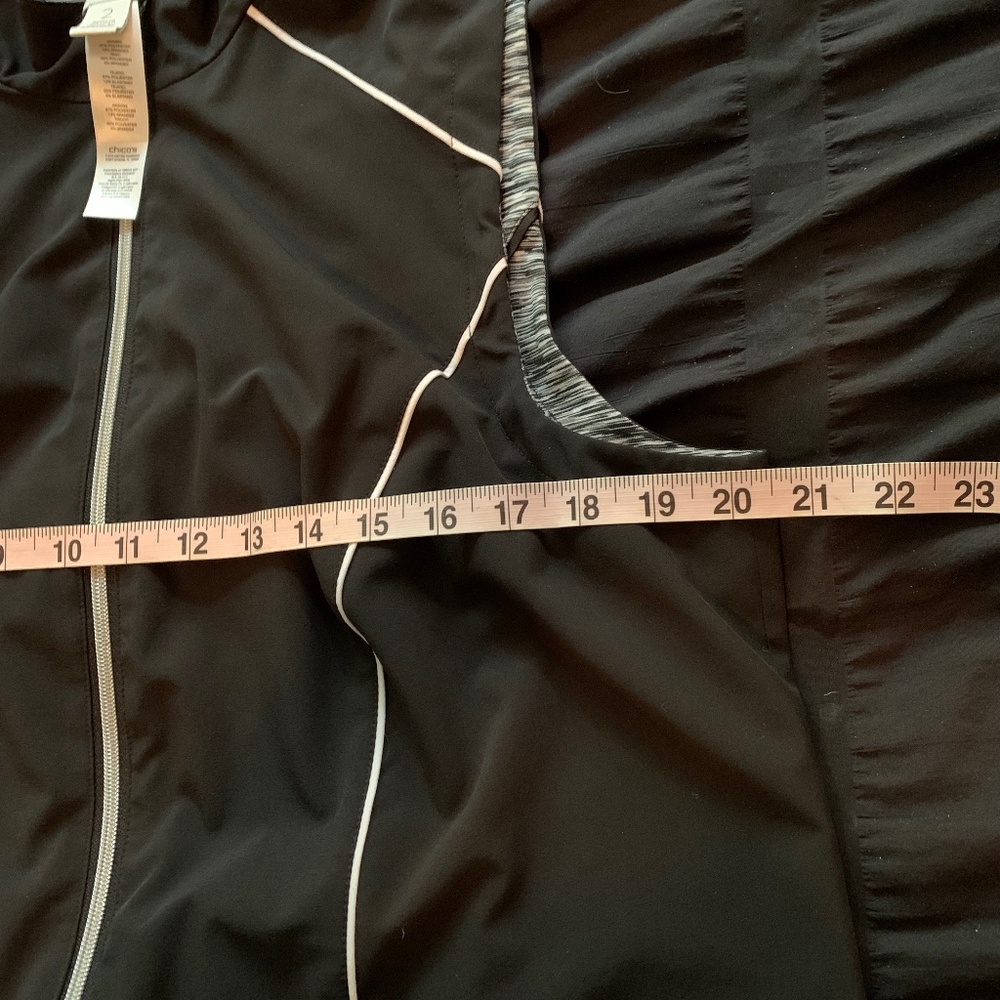 COPY - Zenergy Golf Chicos reversiable zip up vest Sz 2 - Picture 15 of 16